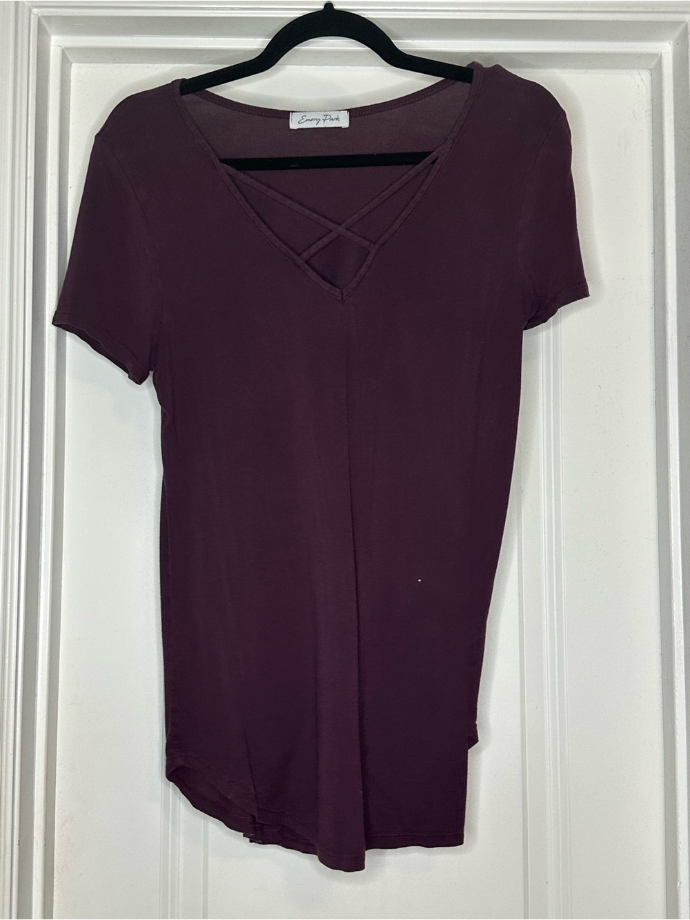 emory park Crisscross V-Neck Short Sleeve Top - Plum